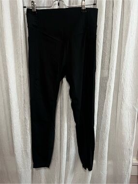 HALARA Black High-Rise Active Leggings Booty-Lift & Butt Cinch